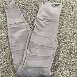 Lululemon womens leggings size 4